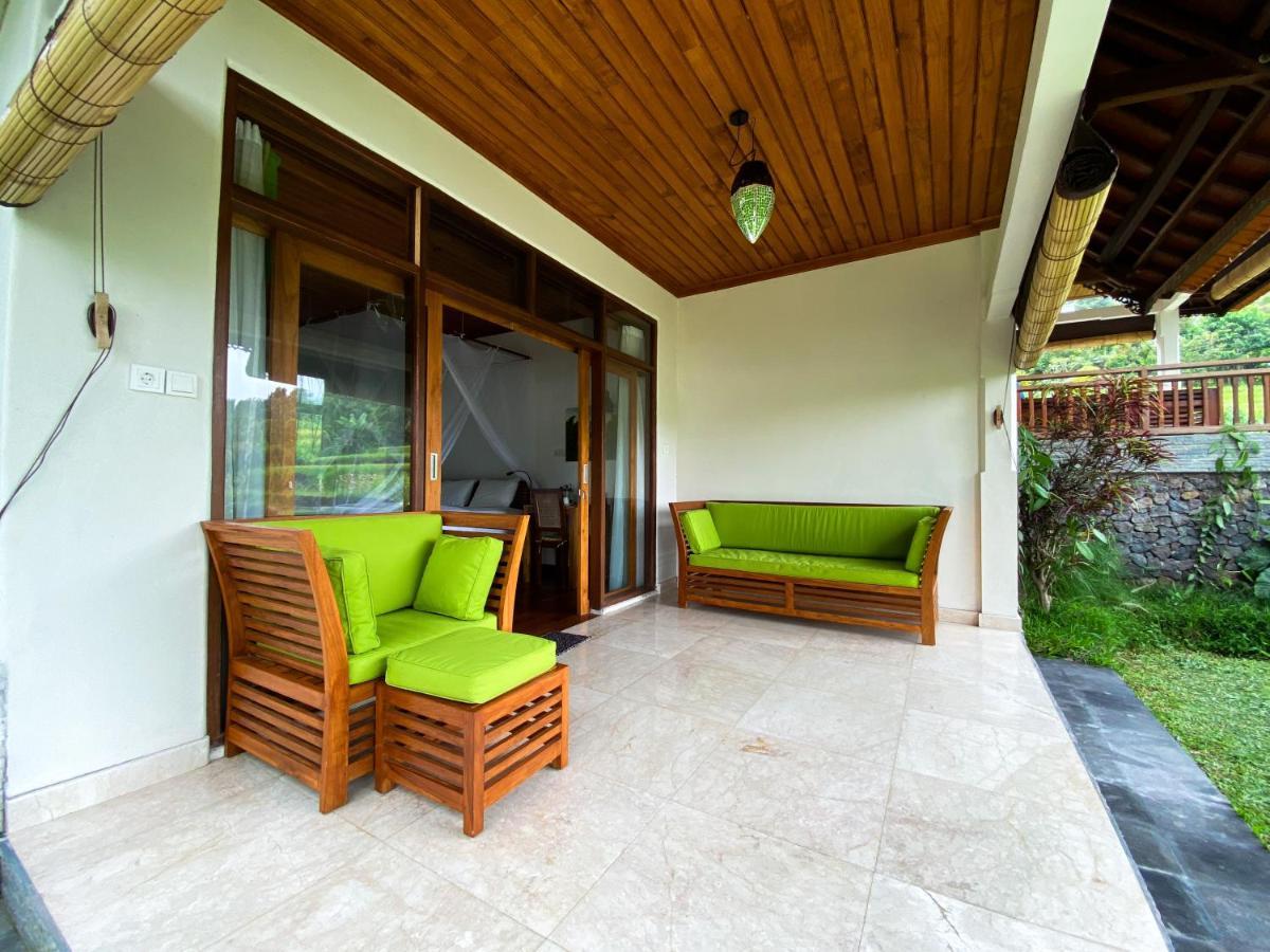 Lesong Hotel And Restaurant Munduk  Exterior photo